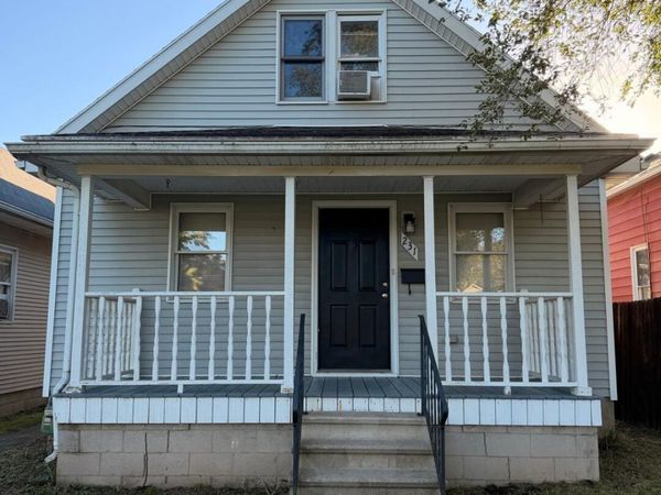 231 Elm Street , Rossford, OH 43460