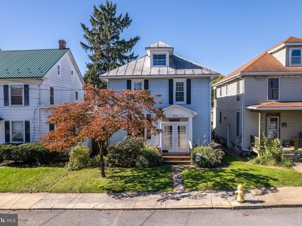 26 CUMBERLAND AVENUE, SHIPPENSBURG, PA 17257