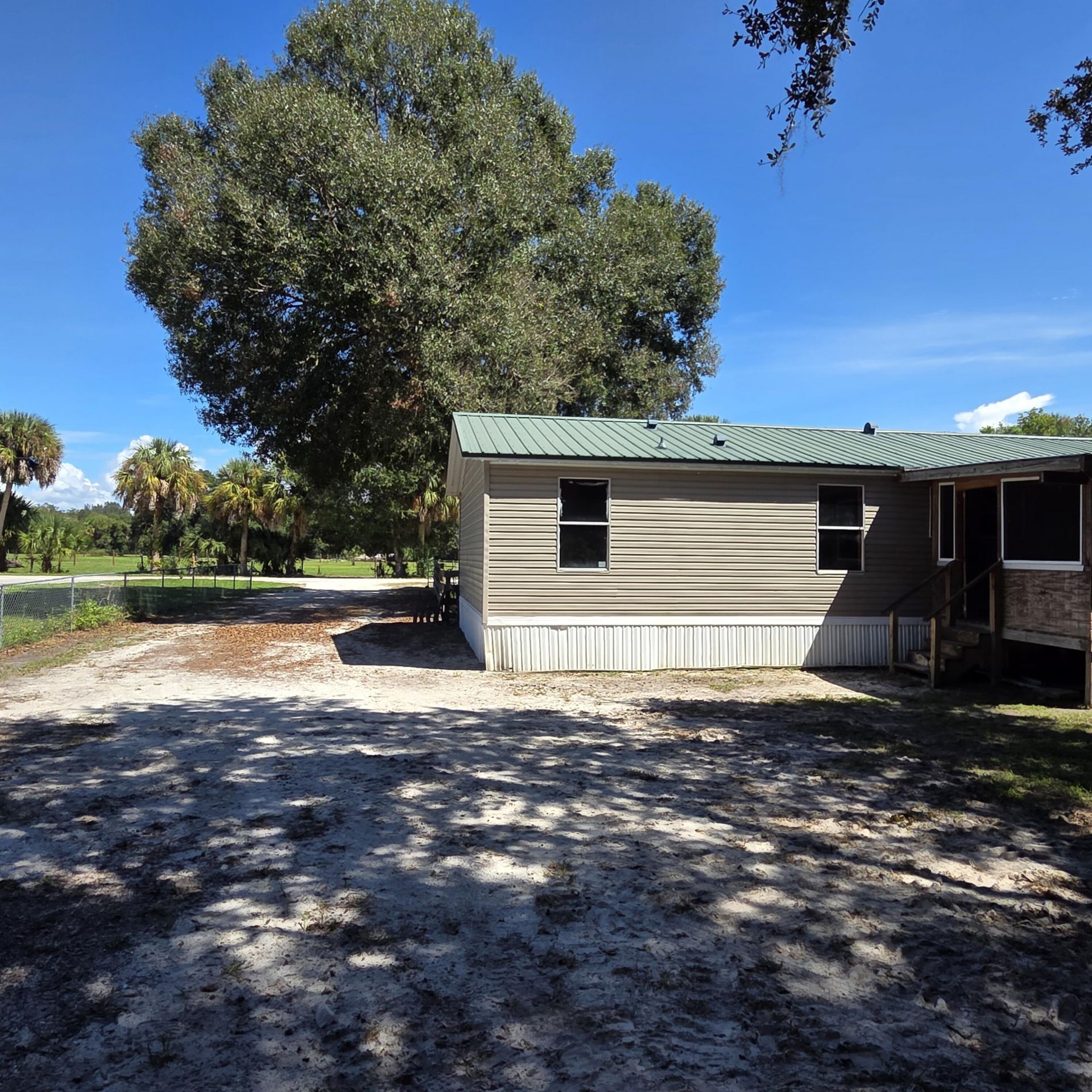 1761 SW 40th Drive, Okeechobee, FL 34974 Photo