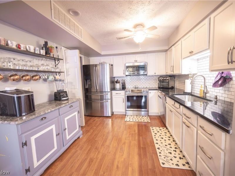 1328 Cedarwood Drive, Unit #D2, Westlake, OH 44145 Photo 7