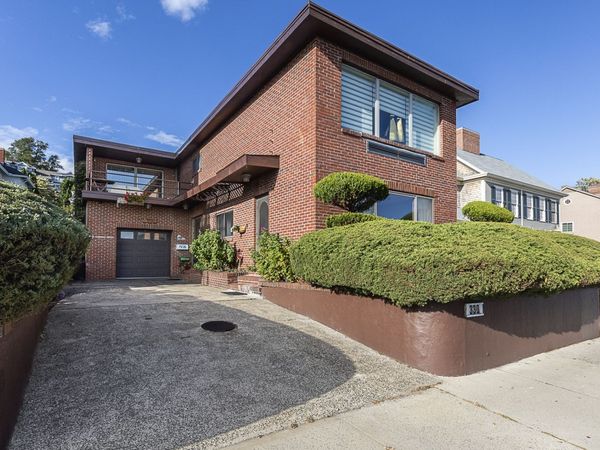 330 Humphrey Street, Unit 1, Swampscott, MA 01907