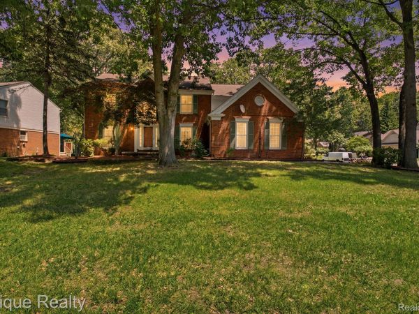 3261 Windwood Road , West Bloomfield Township, Mi 48324