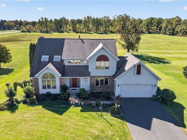 38 Alden Glen Drive , Webster, NY 14580