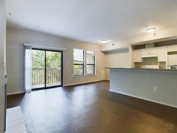 3839 Dry Creek DR, Unit 105, Austin, TX 78731