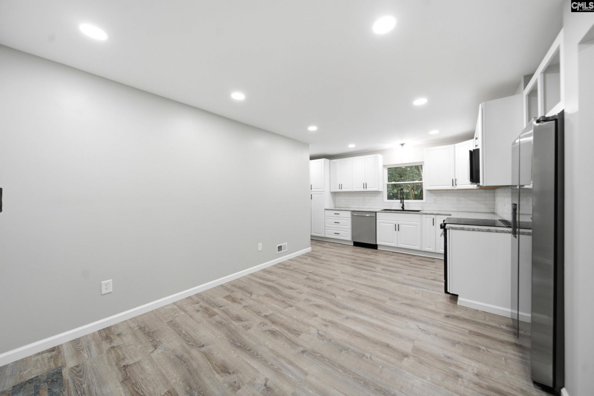 1291 Woodland Drive Photo 6