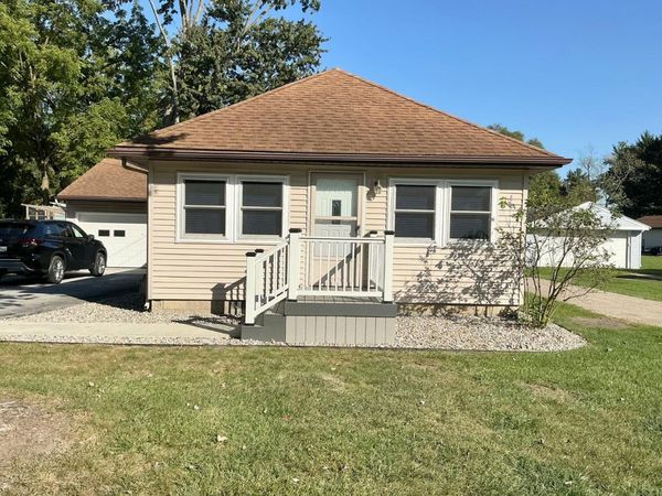 4325 Weckerly Road, Monclova, OH 43542