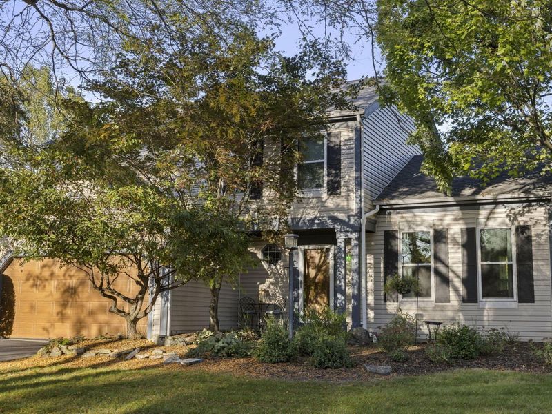 5146 Drumcliff Court, Columbus, OH 43221 Photo 1