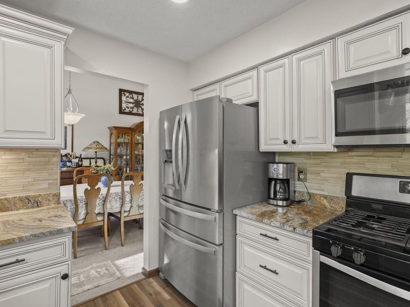 5146 Drumcliff Court, Columbus, OH 43221 Photo 15