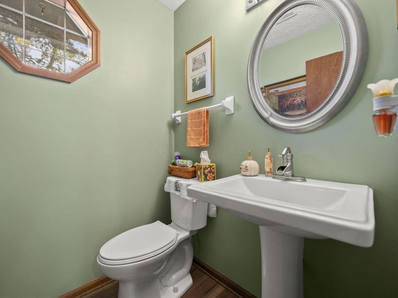5146 Drumcliff Court, Columbus, OH 43221 Photo 21