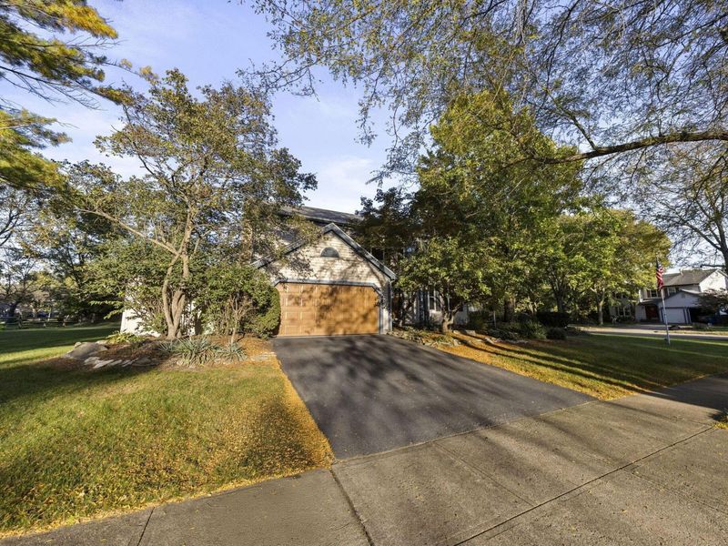 5146 Drumcliff Court, Columbus, OH 43221 Photo 59