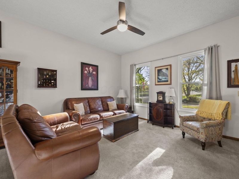 5146 Drumcliff Court, Columbus, OH 43221 Photo 9