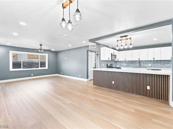 1709 Canosa Avenue , Las Vegas, NV 89104