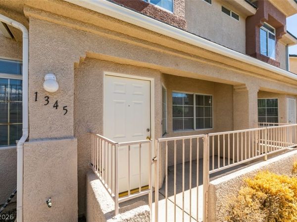 1345 Silver Sierra Street , Las Vegas, NV 89128