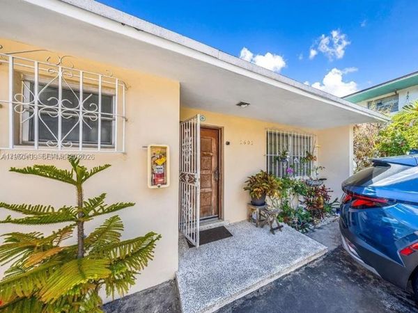 2600 SW 2nd St , Unit 2, Miami, FL 33135
