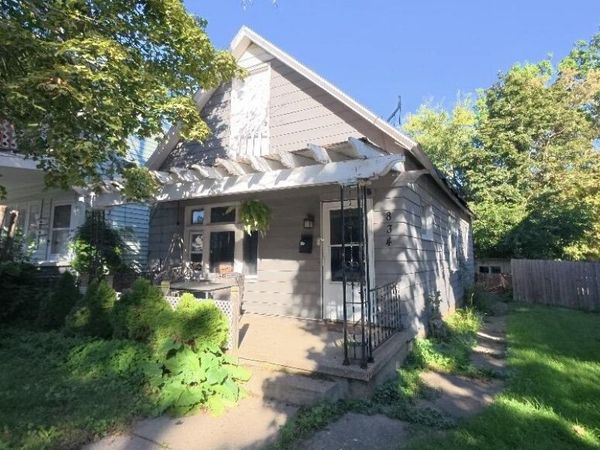 834 Alpine Avenue NW, Grand Rapids, MI 49504