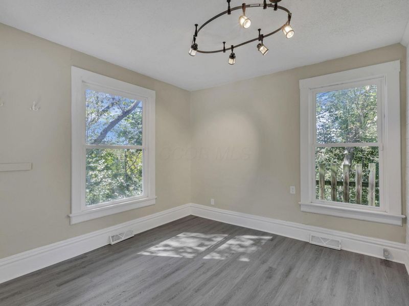 229 N Spring Street , Logan, OH 43138 Photo 9