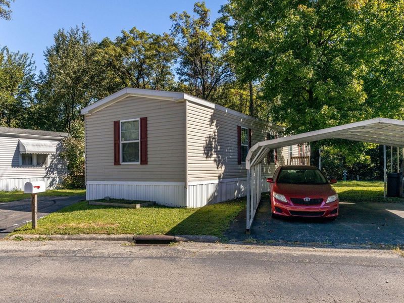 175 Lawrence Lane, Reynoldsburg, OH 43068 Photo 3