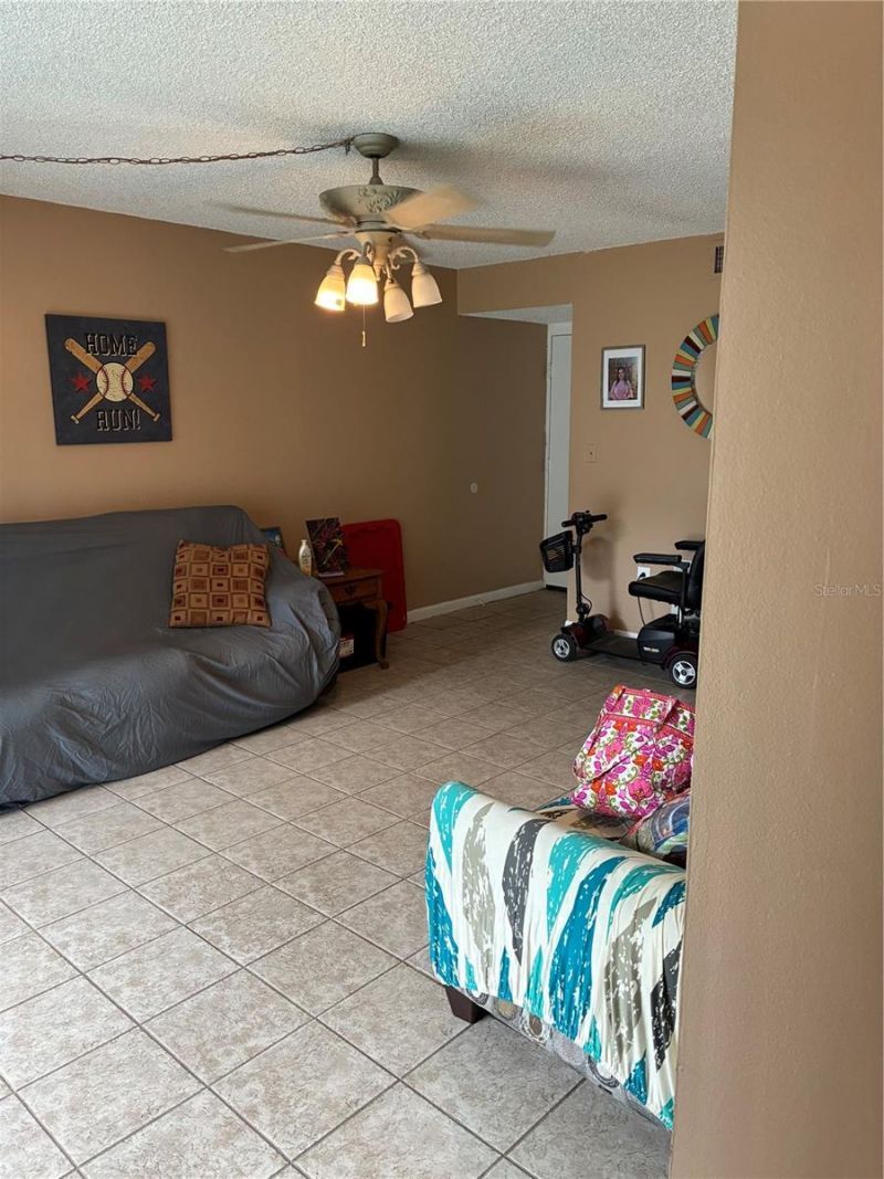 394 115th Avenue N, Unit 1, Saint Petersburg, FL 33716 Photo