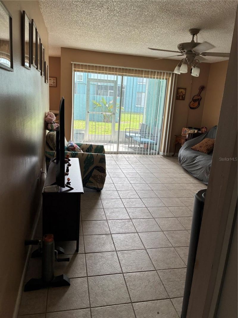 394 115th Avenue N, Unit 1, Saint Petersburg, FL 33716 Photo