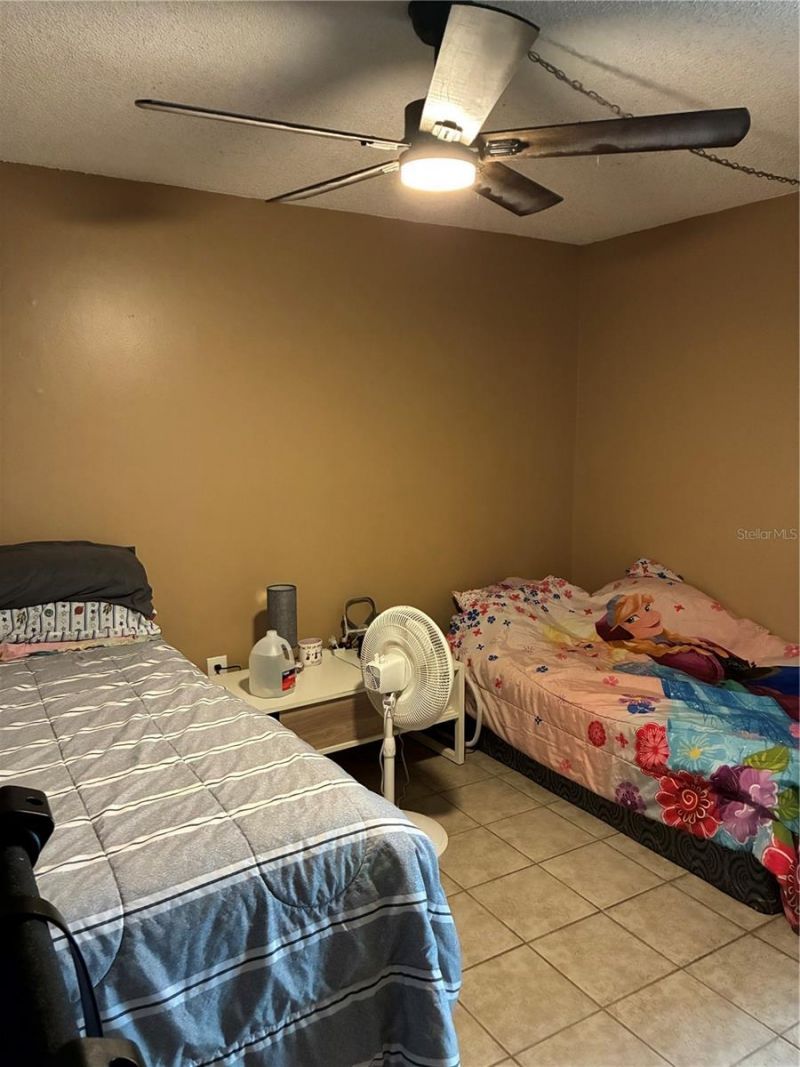 394 115th Avenue N, Unit 1, Saint Petersburg, FL 33716 Photo