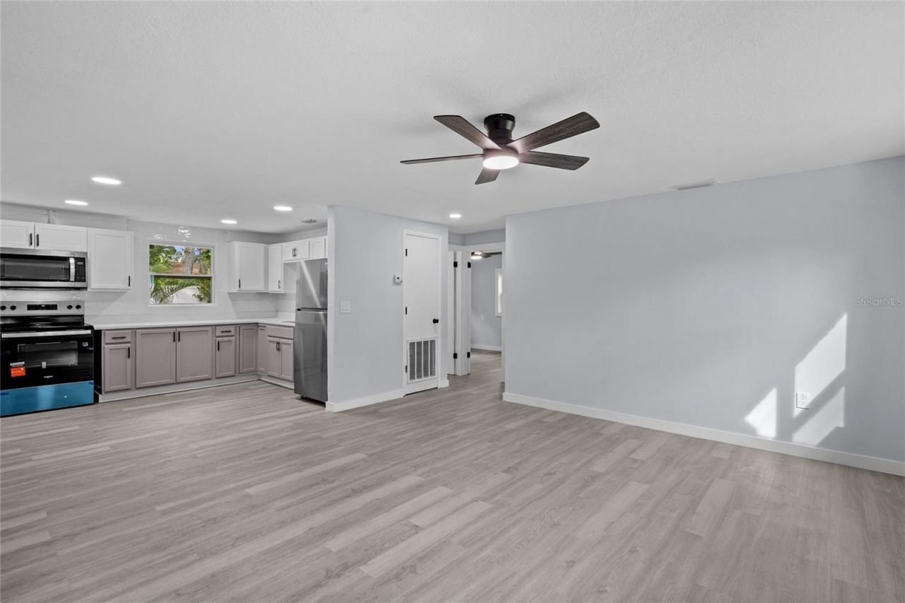 272 36th Street Court E, Palmetto, FL 34221 Photo