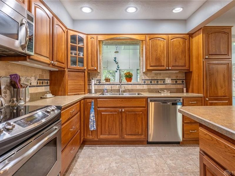 2125 Clearview Drive, Bellbrook, OH 45305 Photo 13