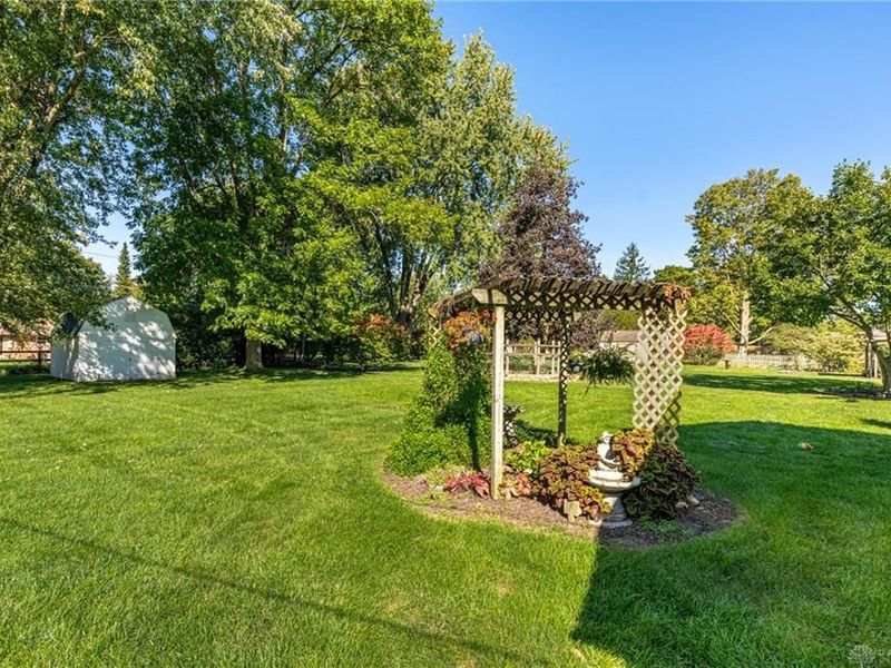 2125 Clearview Drive, Bellbrook, OH 45305 Photo 35