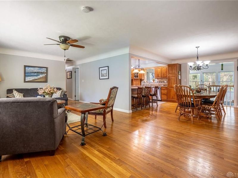 2125 Clearview Drive, Bellbrook, OH 45305 Photo 5