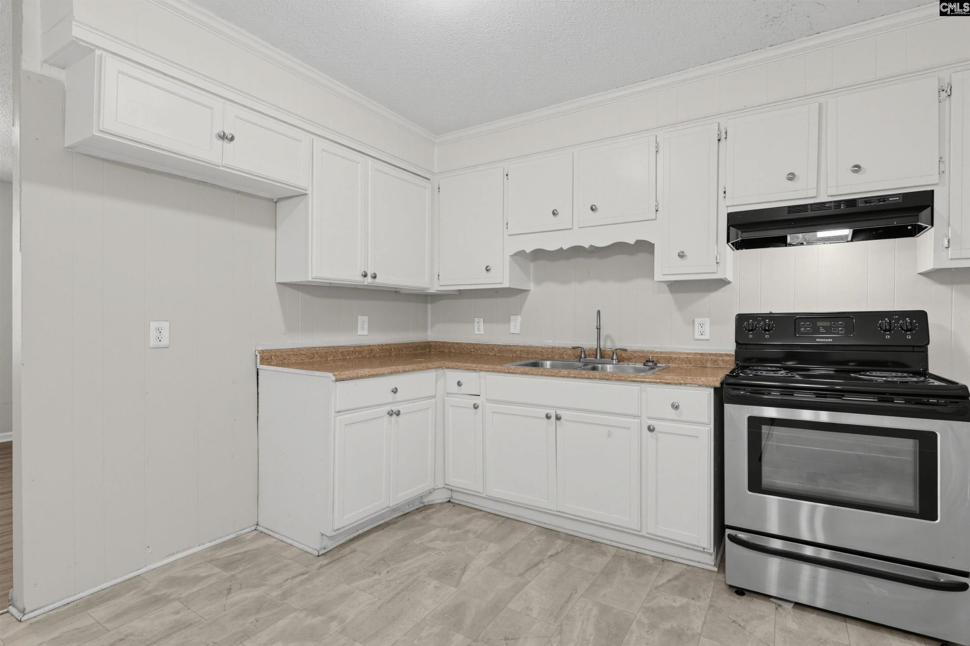 232 Oakglenn Drive Photo 17