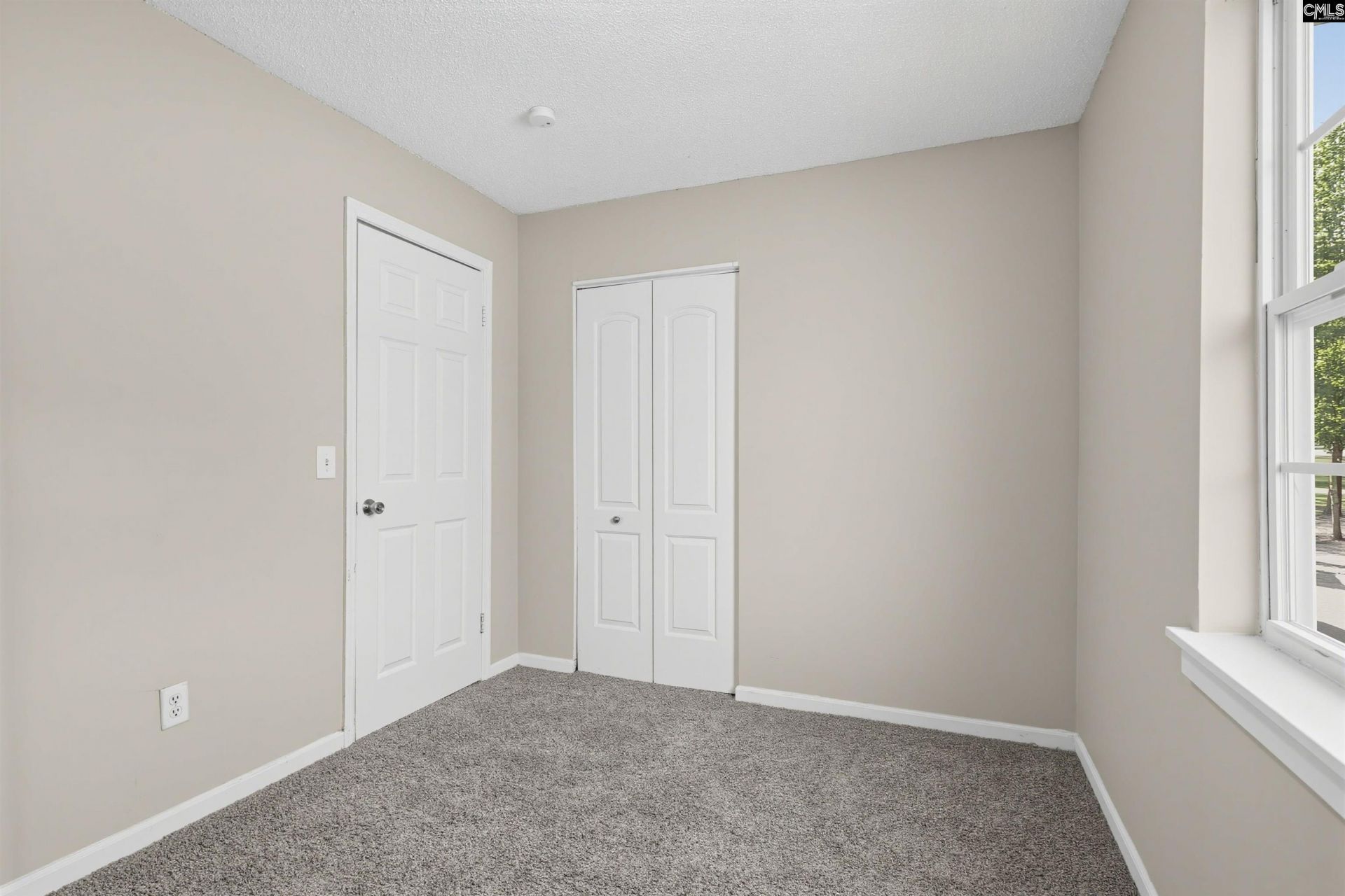 232 Oakglenn Drive Photo 20