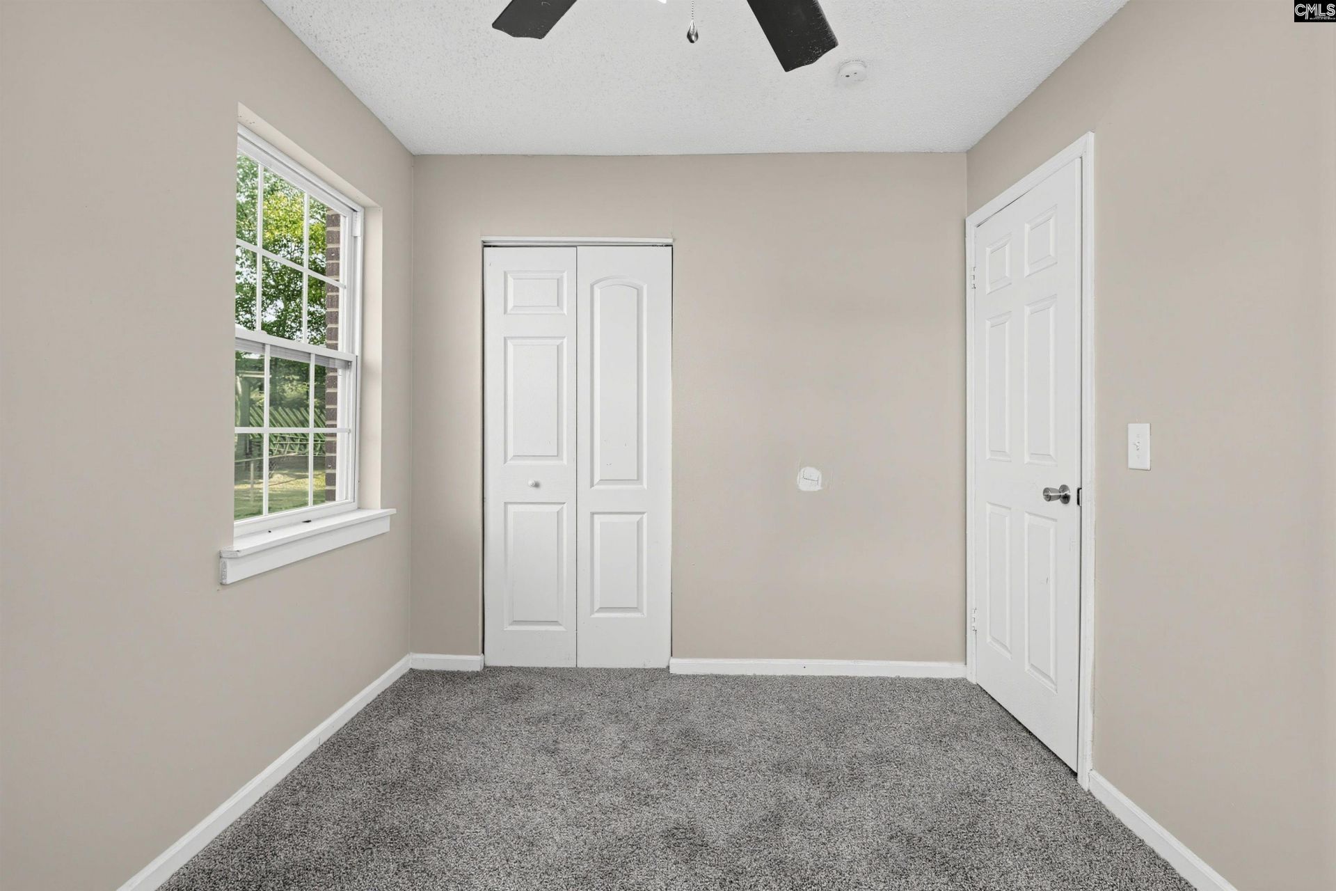 232 Oakglenn Drive Photo 23