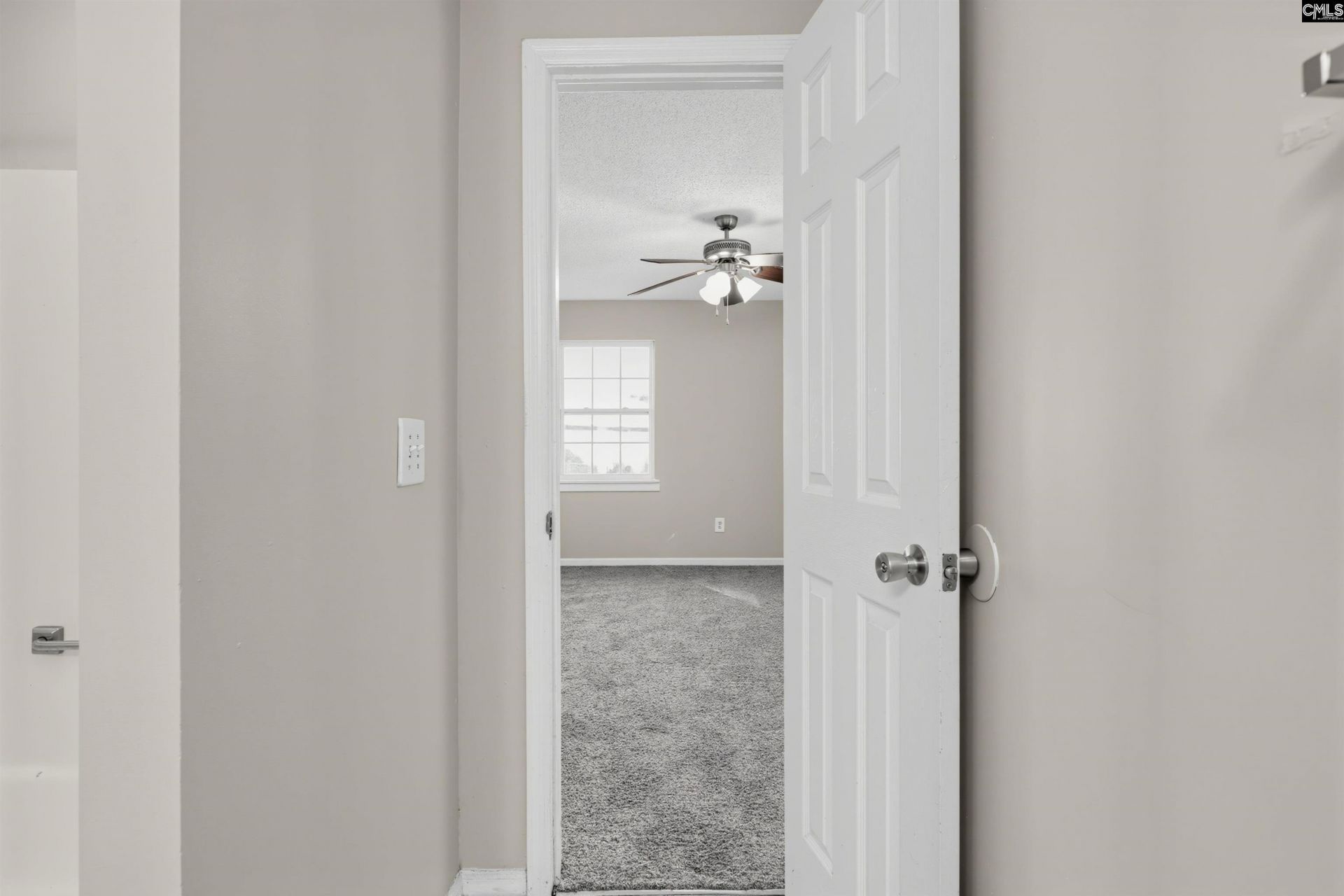232 Oakglenn Drive Photo 28