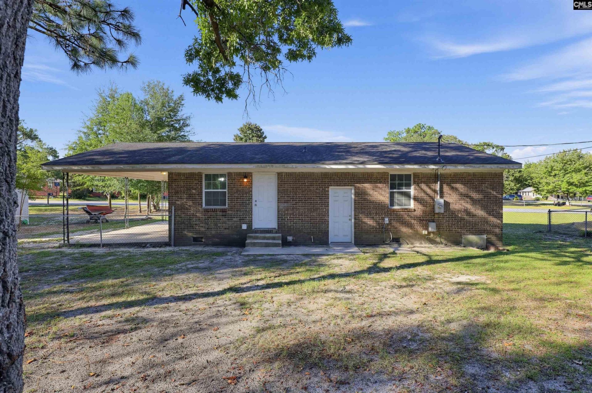 232 Oakglenn Drive Photo 4