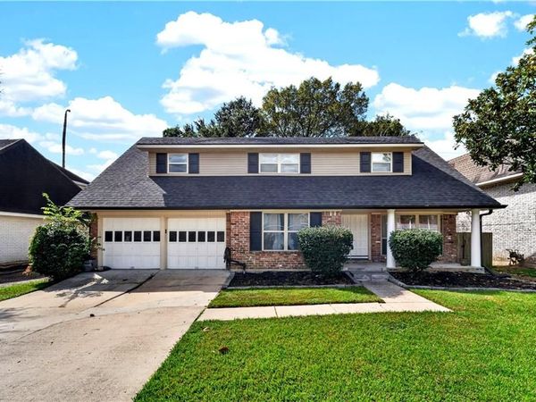 3748 SILVER MAPLE Court , New Orleans, LA 70131