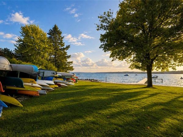 6 Lakeview Circle , Skaneateles, NY 13152