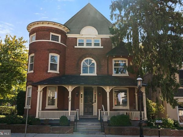 54 W STATE STREET, Unit 2, DOYLESTOWN, PA 18901