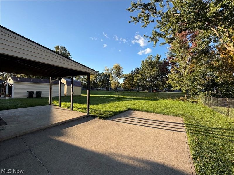 676 Lucille Drive, Elyria, OH 44035 Photo 3