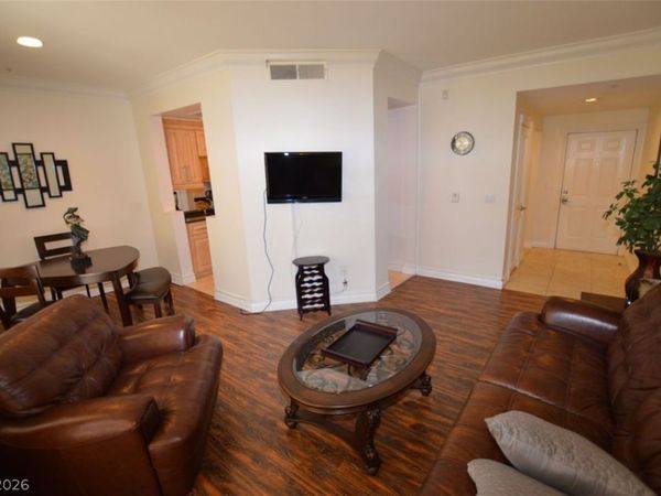 230 E Flamingo Road, Unit 129, Las Vegas, NV 89169