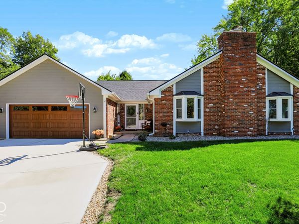 999 Shoreline Circle, Cicero, IN 46034