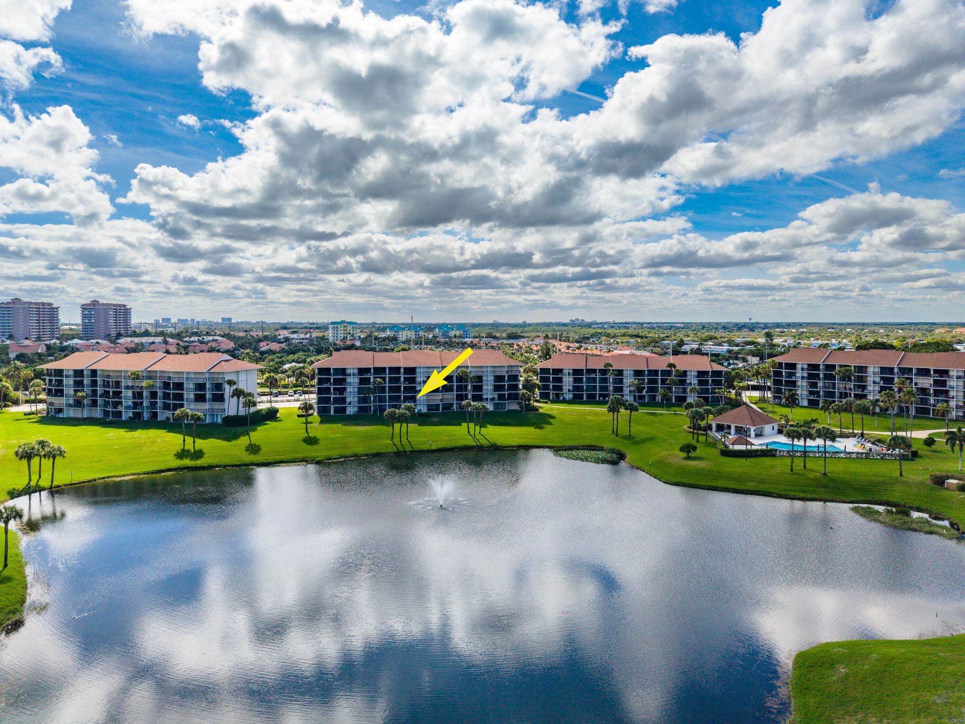 601 S Seas Drive, Unit 204, Jupiter, FL 33477 Photo