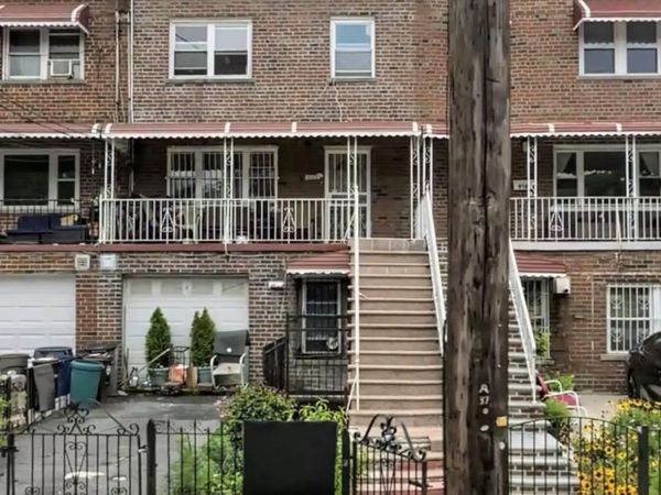 920 E 227th Street, Bronx, NY 10466