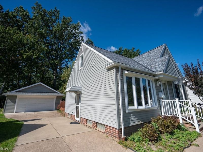 5252 Karen Isle Drive, Willoughby, OH 44094 Photo 14