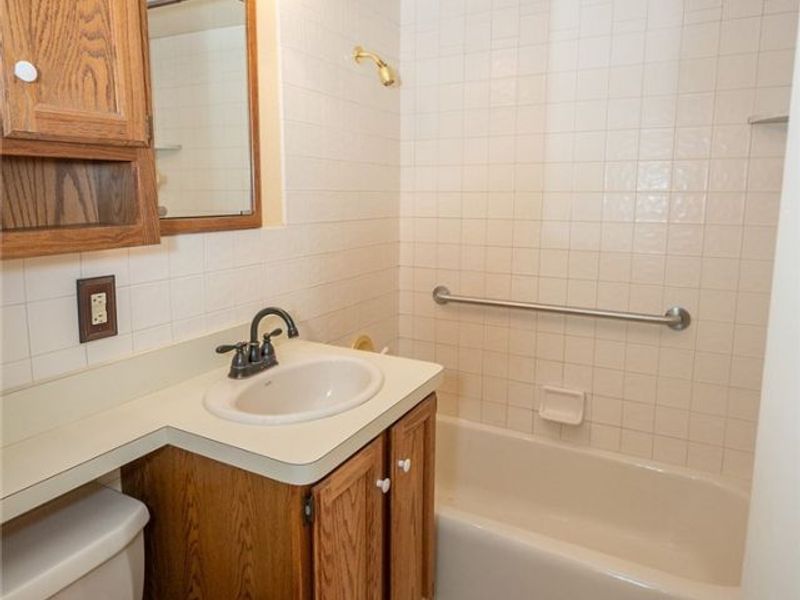 5252 Karen Isle Drive, Willoughby, OH 44094 Photo 20