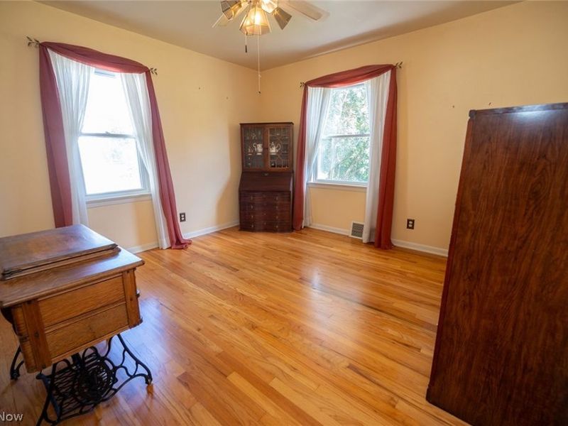 5252 Karen Isle Drive, Willoughby, OH 44094 Photo 6