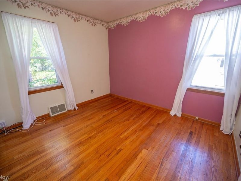5252 Karen Isle Drive, Willoughby, OH 44094 Photo 8