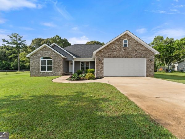 114 Water Drive, Warner Robins, GA 31088