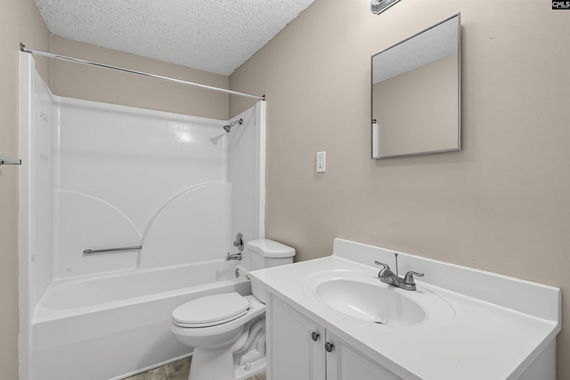 525 Scarsdale Drive  Photo 27