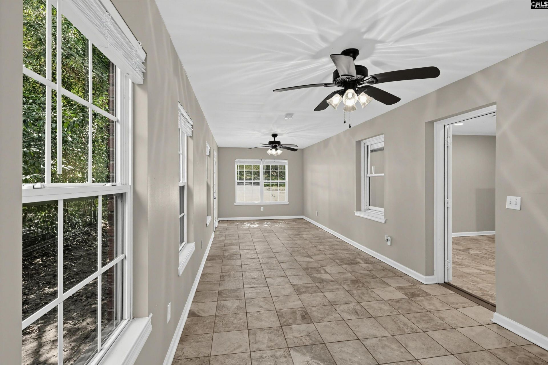 525 Scarsdale Drive  Photo 32