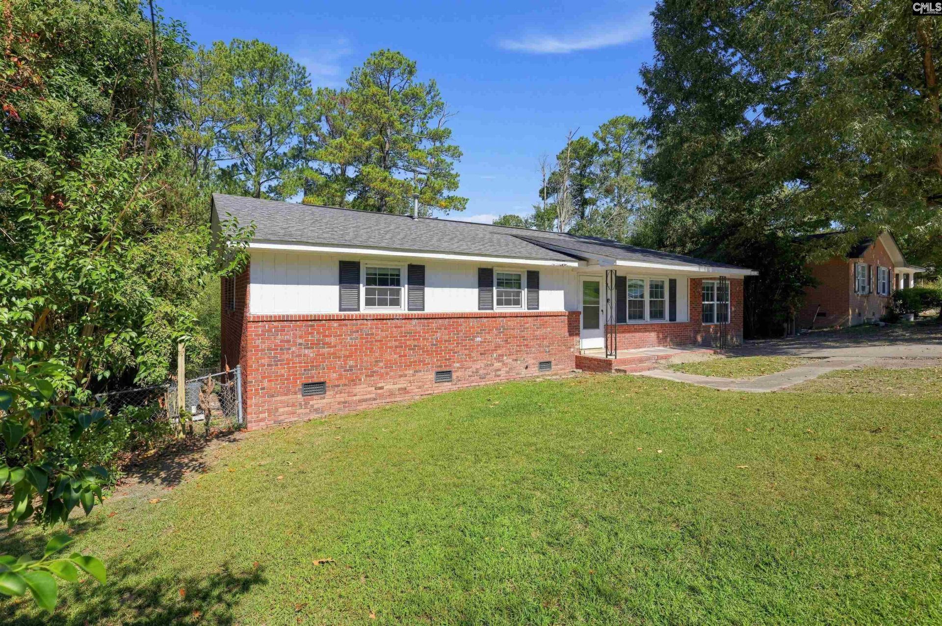 525 Scarsdale Drive  Photo 6