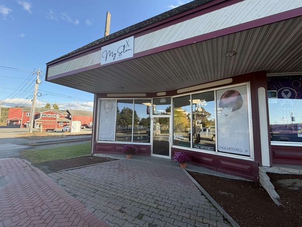 1 Main Street, Unit 3, Newport City, VT 05855